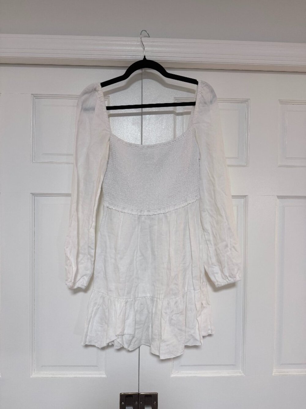 Wilfred by Aritzia White Linen Smocked Long Sleeve Mini Dress M